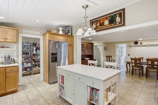 29 Washington Drive, Acton, MA 01720