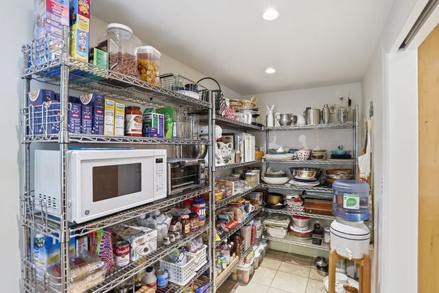 29 Washington Drive, Acton, MA 01720