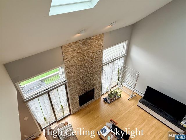 205 Beech Court, Norwood, NJ 07648