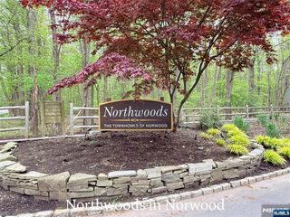 205 Beech Court, Norwood, NJ 07648