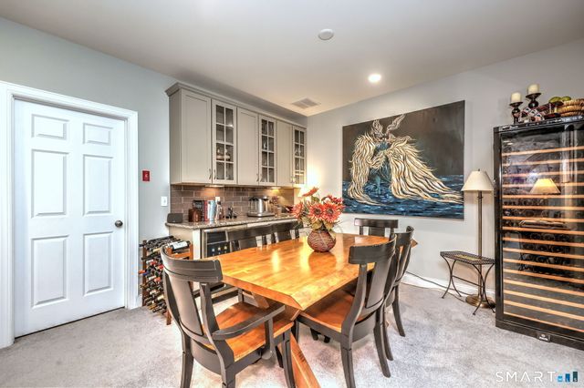 560 River Road 33, Shelton, CT 06484