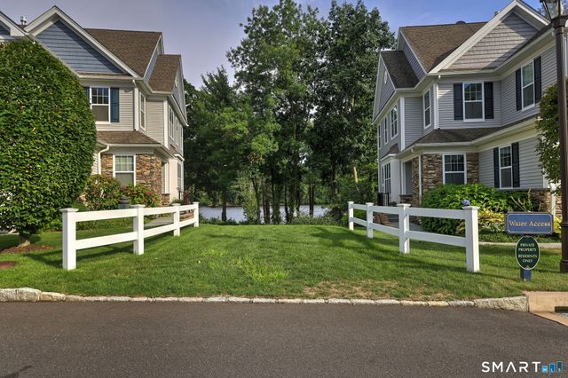 560 River Road 33, Shelton, CT 06484