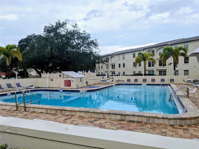 2700 BAYSHORE BOULEVARD 2111, Dunedin, FL 34698