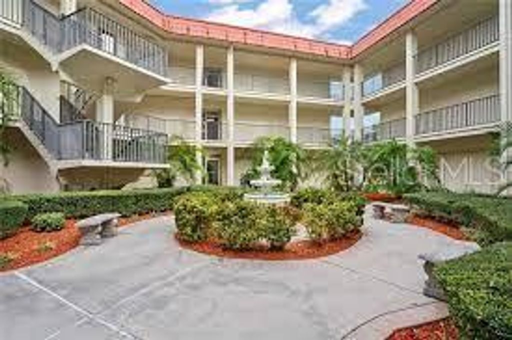 2700 BAYSHORE BOULEVARD 2111, Dunedin, FL 34698