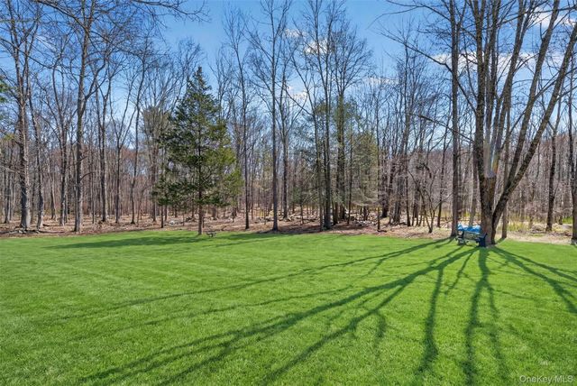220 M And M Road, Middletown, NY 10940
