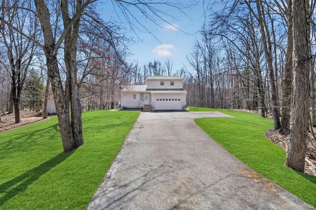 220 M And M Road, Middletown, NY 10940