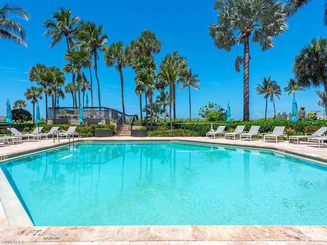 4551 Gulf Shore BLVD N 606, Naples, FL 34103