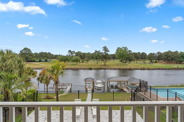 424 West Palms Dr., Myrtle Beach, SC 29579