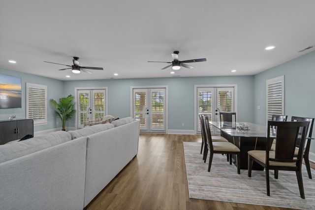 424 West Palms Dr., Myrtle Beach, SC 29579