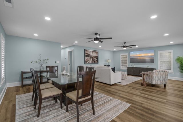 424 West Palms Dr., Myrtle Beach, SC 29579