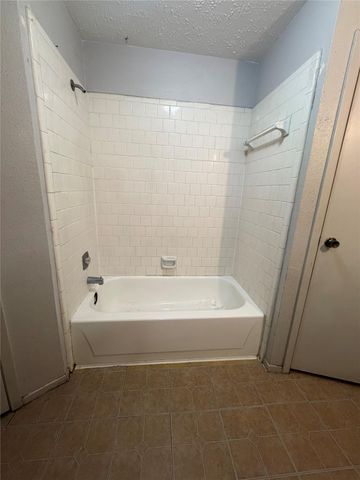 6905 Greenyard Drive, Houston, TX 77086
