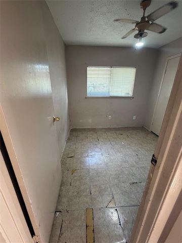 6905 Greenyard Drive, Houston, TX 77086