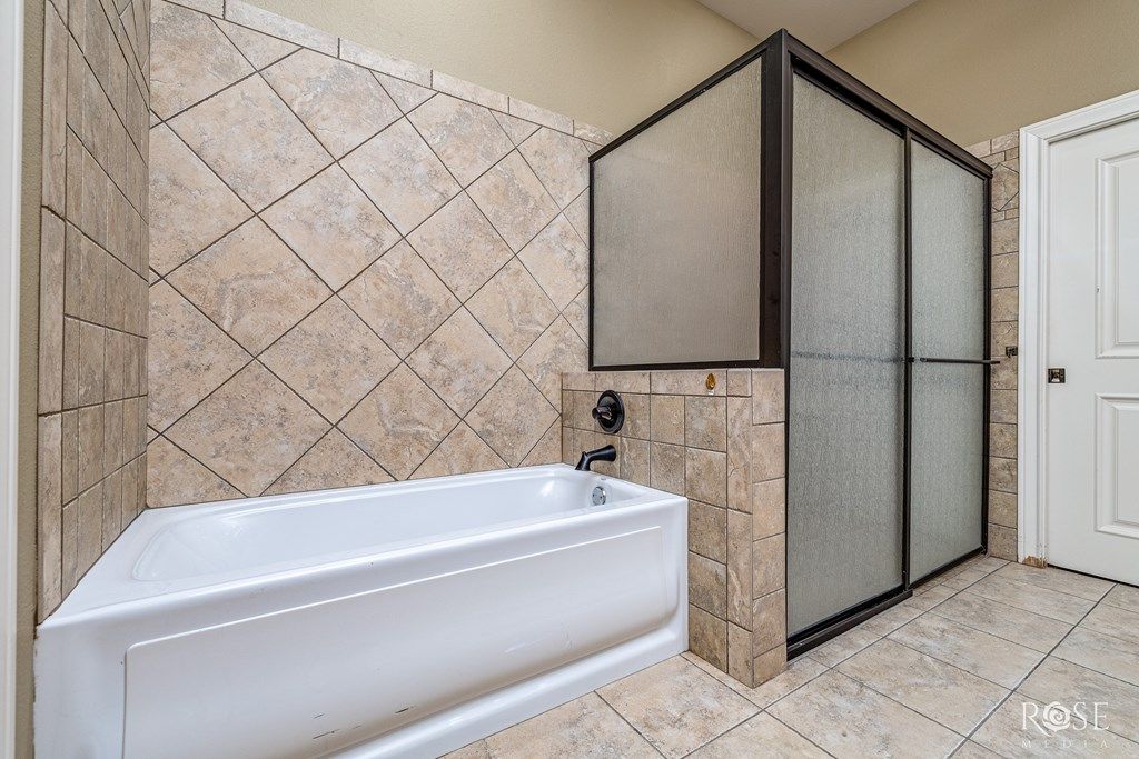 Image 18 of property listing at 5533 Club Park Way, San Angelo, TX 76904