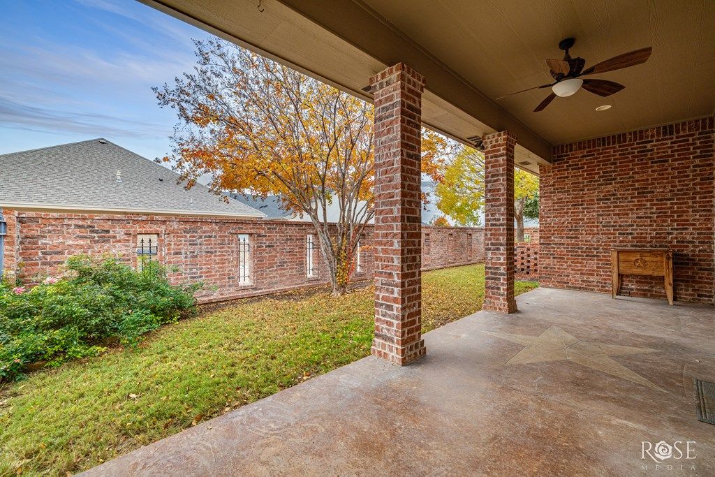 Image 27 of property listing at 5533 Club Park Way, San Angelo, TX 76904