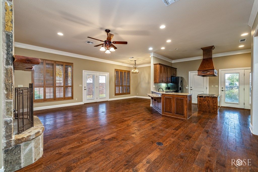 Image 9 of property listing at 5533 Club Park Way, San Angelo, TX 76904