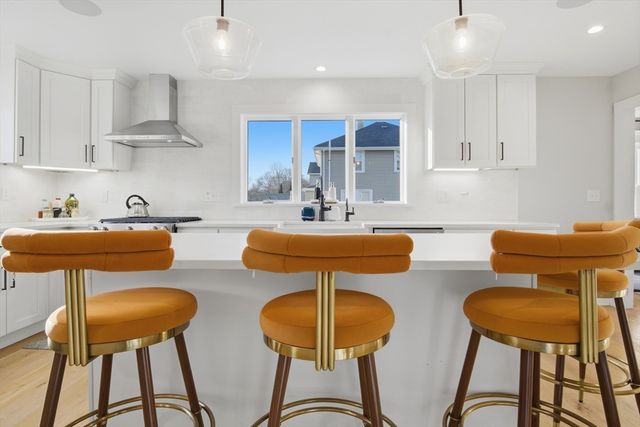 6 Everett Street, Stoneham, MA 02180