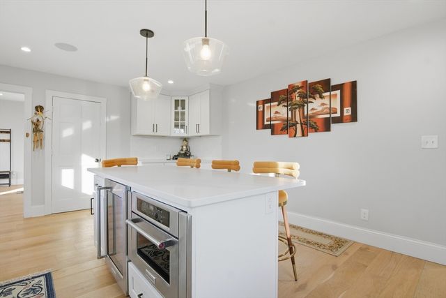 6 Everett Street, Stoneham, MA 02180