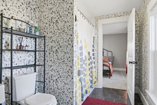 6 Everett Street, Stoneham, MA 02180