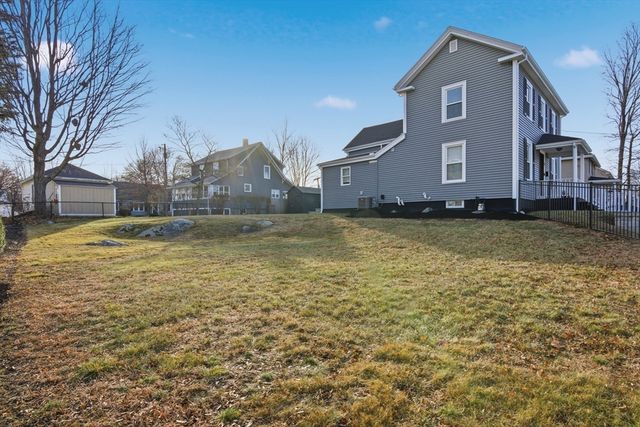 6 Everett Street, Stoneham, MA 02180