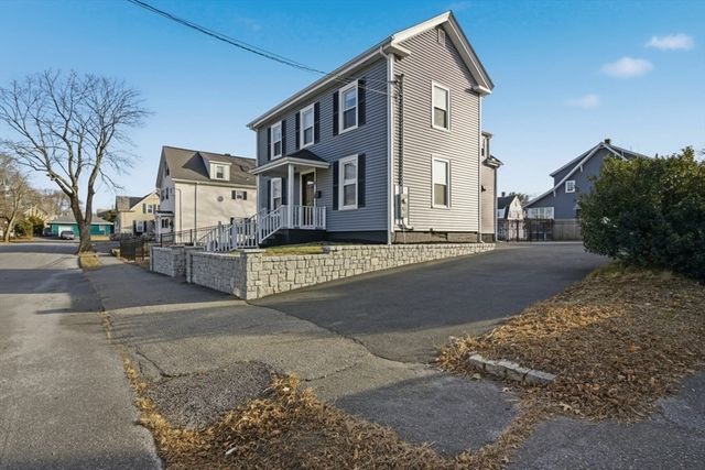 6 Everett Street, Stoneham, MA 02180
