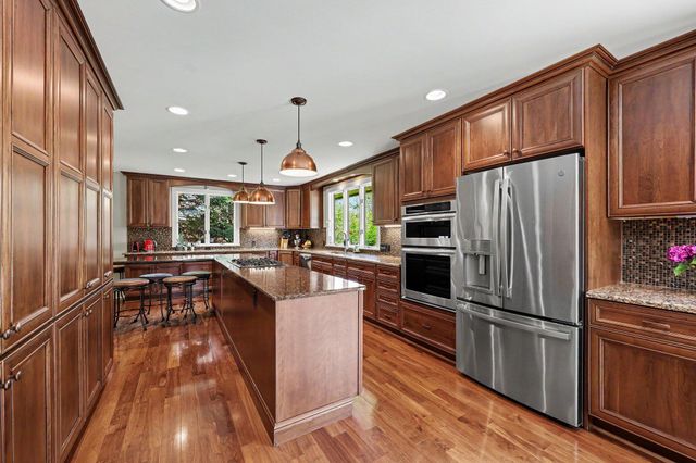 2728 Holyoke Lane, Ann Arbor, MI 48103