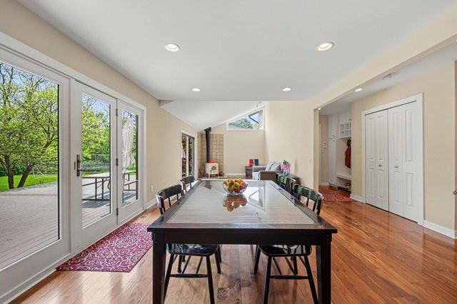 2728 Holyoke Lane, Ann Arbor, MI 48103