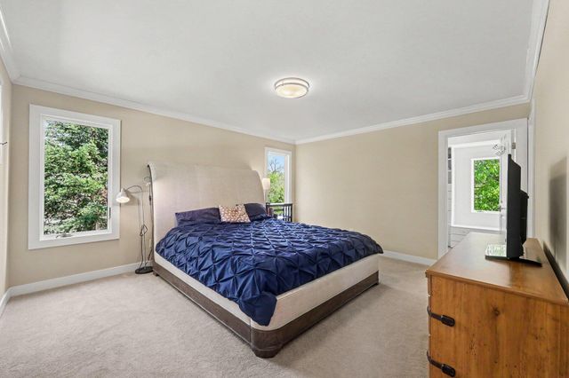 2728 Holyoke Lane, Ann Arbor, MI 48103