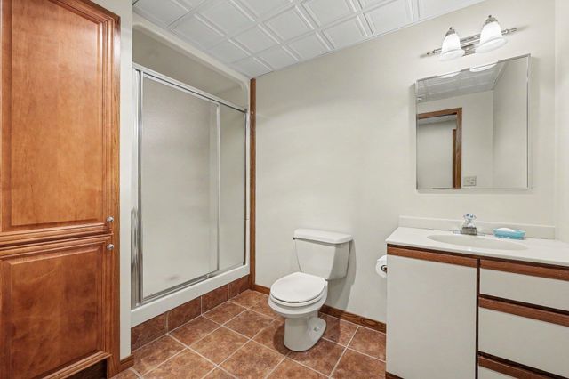 2728 Holyoke Lane, Ann Arbor, MI 48103