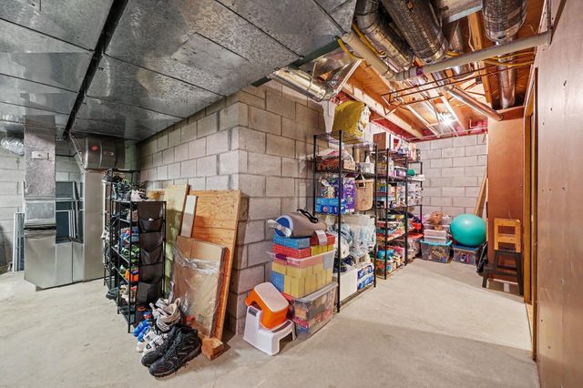 2728 Holyoke Lane, Ann Arbor, MI 48103