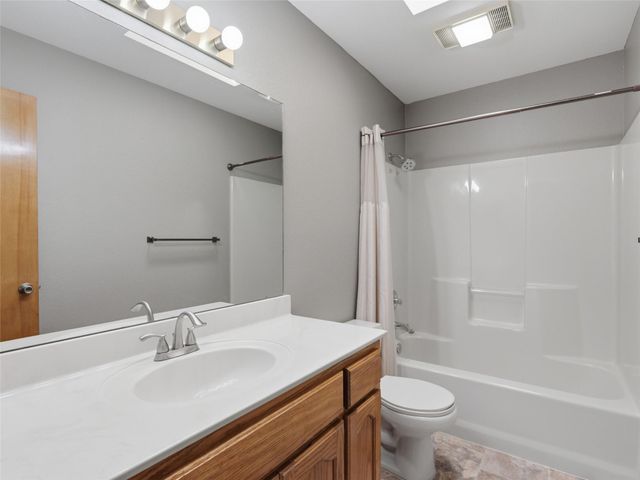 526 Riverside DR, New Braunfels, TX 78130
