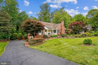 3709 CAMELOT DR, Annandale, VA 22003