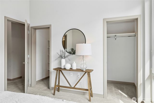 744 Hanami Lane NE, Bainbridge Island, WA 98110