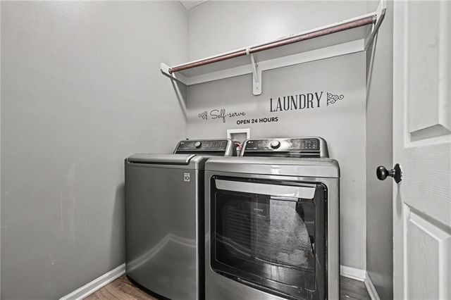 14090 NW 64th Terrace, Parkville, MO 64152