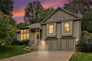 14090 NW 64th Terrace, Parkville, MO 64152