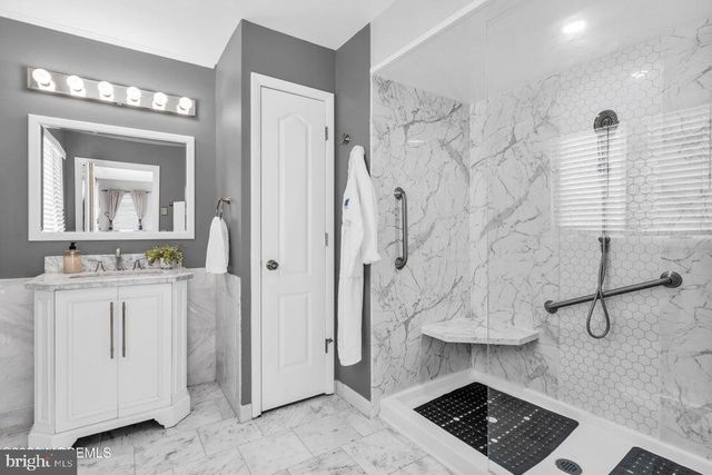 5 STARBOARD CT, Brick, NJ 08723