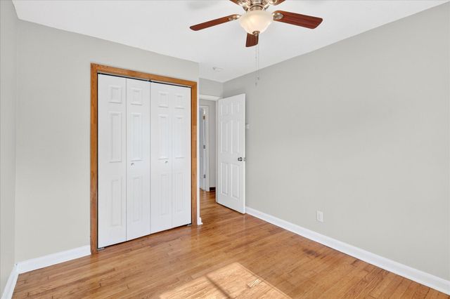 1345 E Walnut Street, Springfield, MO 65802