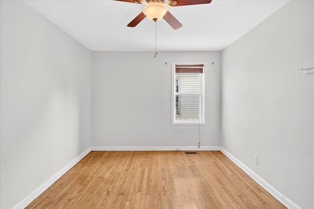 1345 E Walnut Street, Springfield, MO 65802