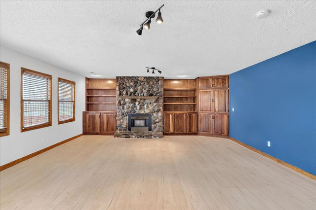 1345 E Walnut Street, Springfield, MO 65802