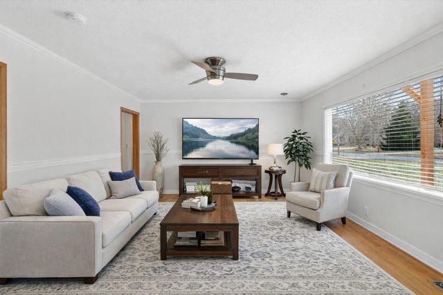 1345 E Walnut Street, Springfield, MO 65802