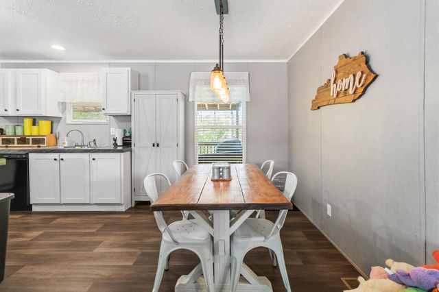 15 Spring Valley Drive, Somerset, KY 42501