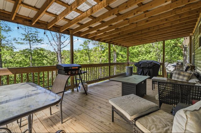 15 Spring Valley Drive, Somerset, KY 42501