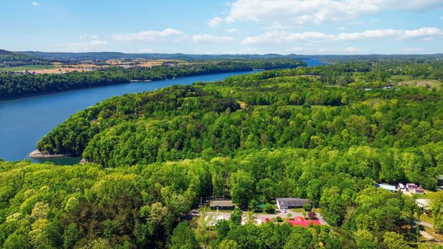 15 Spring Valley Drive, Somerset, KY 42501