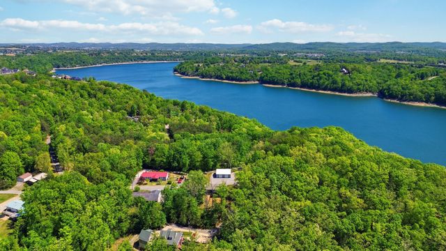 15 Spring Valley Drive, Somerset, KY 42501