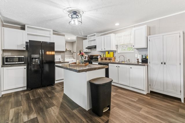 15 Spring Valley Drive, Somerset, KY 42501