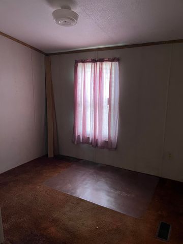 74 Crystal Springs Way, Somersworth, NH 03878