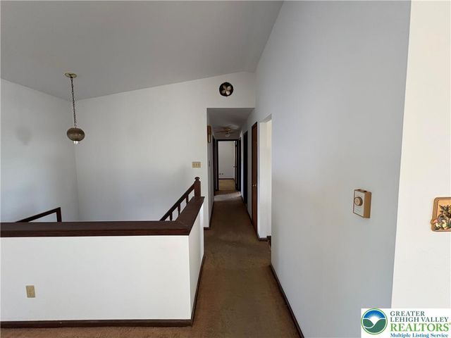 4 Kensington Circle, Allen Twp, PA 18067