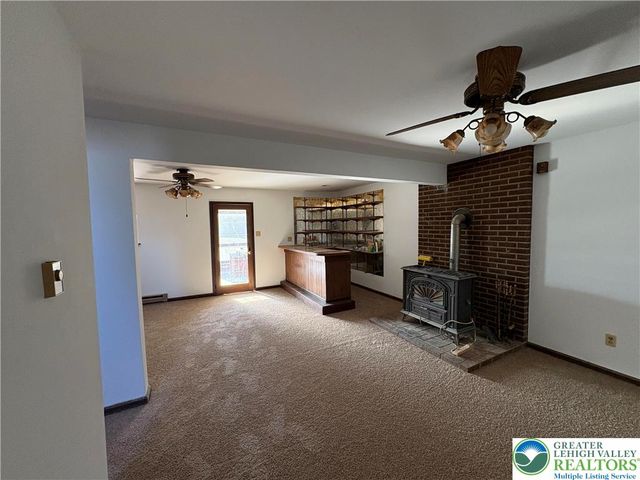 4 Kensington Circle, Allen Twp, PA 18067