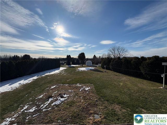 4 Kensington Circle, Allen Twp, PA 18067