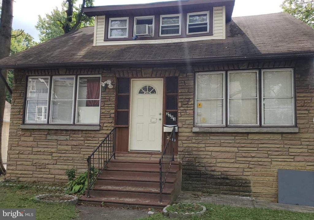 2203 42ND ST, Pennsauken, NJ 08110