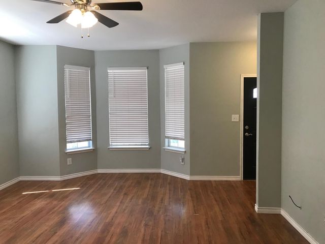 3016 Penniman Road, Denton, TX 76209